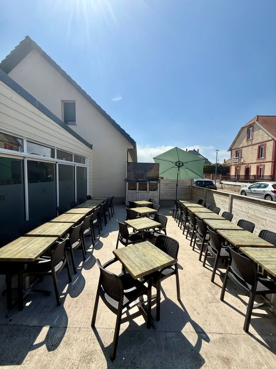 Terrasse ensoleillée